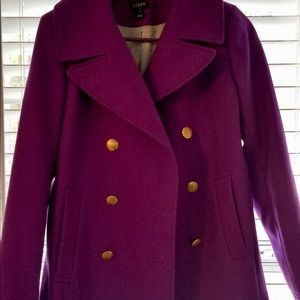 Trench coat with a pop